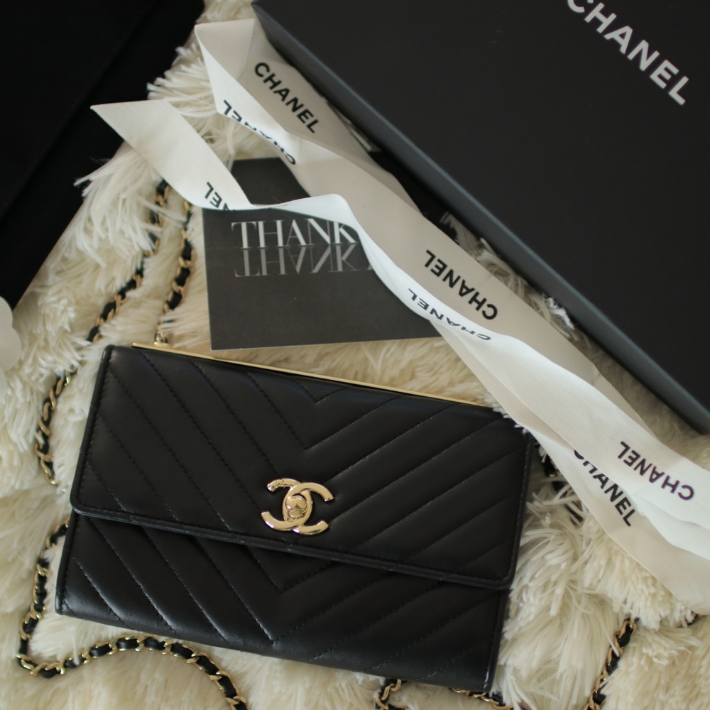 MORE PICS Chanel Trendy CC WOC in Black - SOLD -